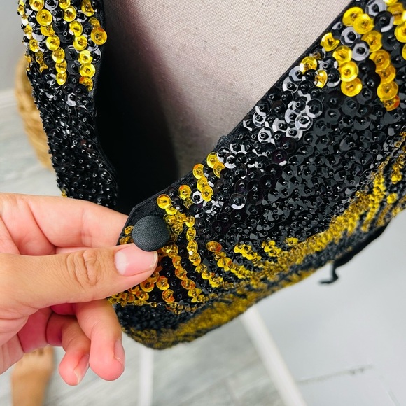 Vintage Sequins Embellished Beaded Gold Black Fabulous Retro Vest - Picture 5 of 5